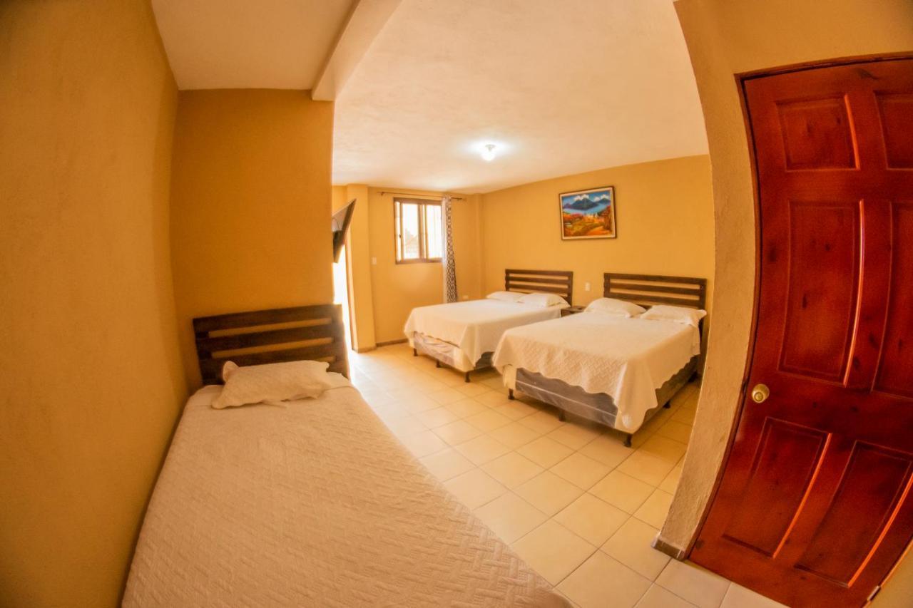 Euro Hostal Guatemala City Exterior photo