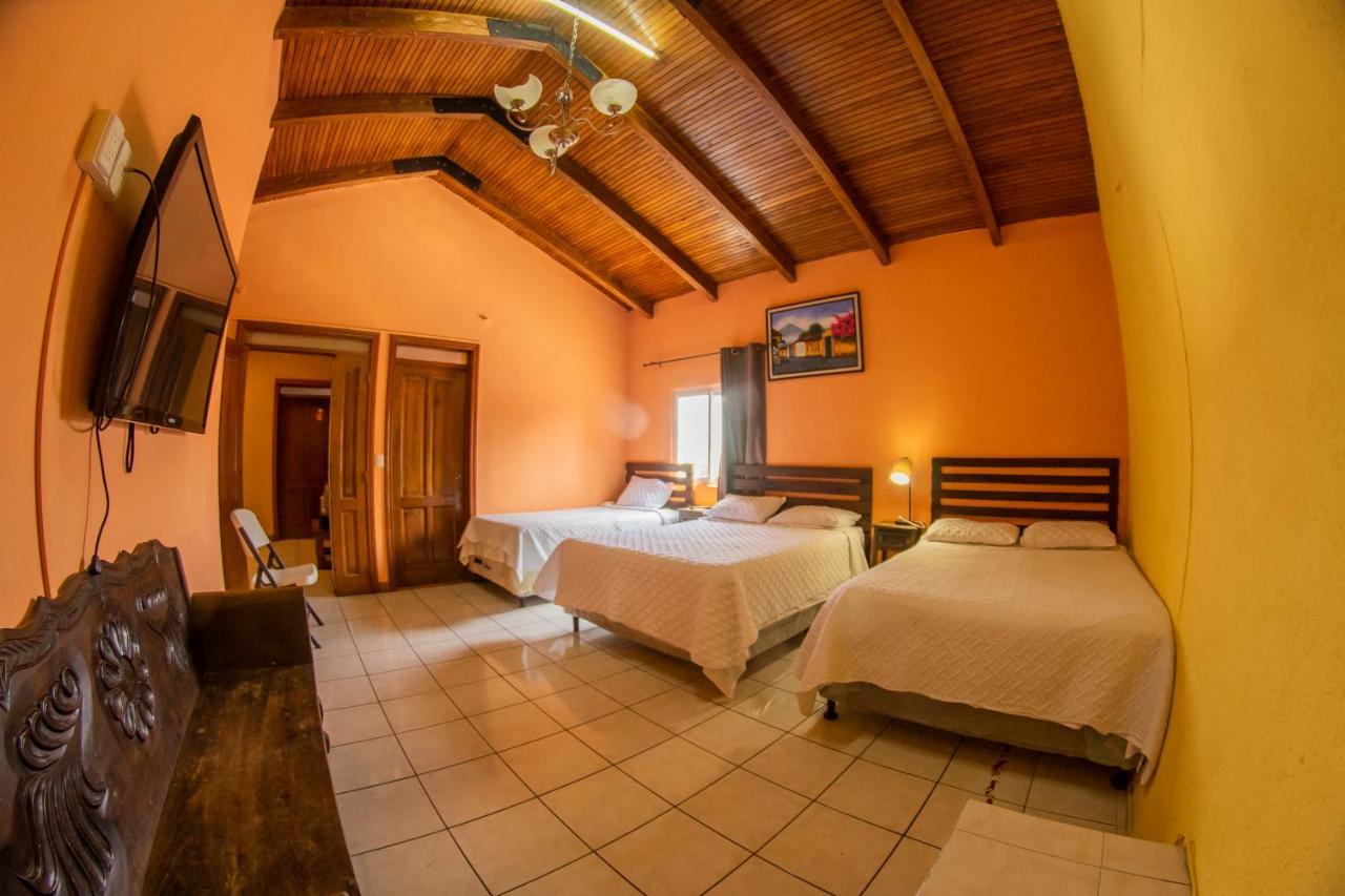 Euro Hostal Guatemala City Exterior photo