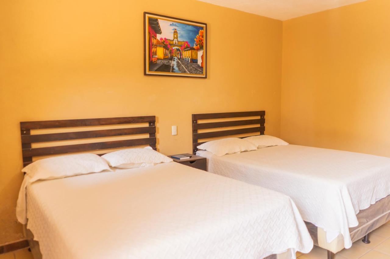 Euro Hostal Guatemala City Exterior photo