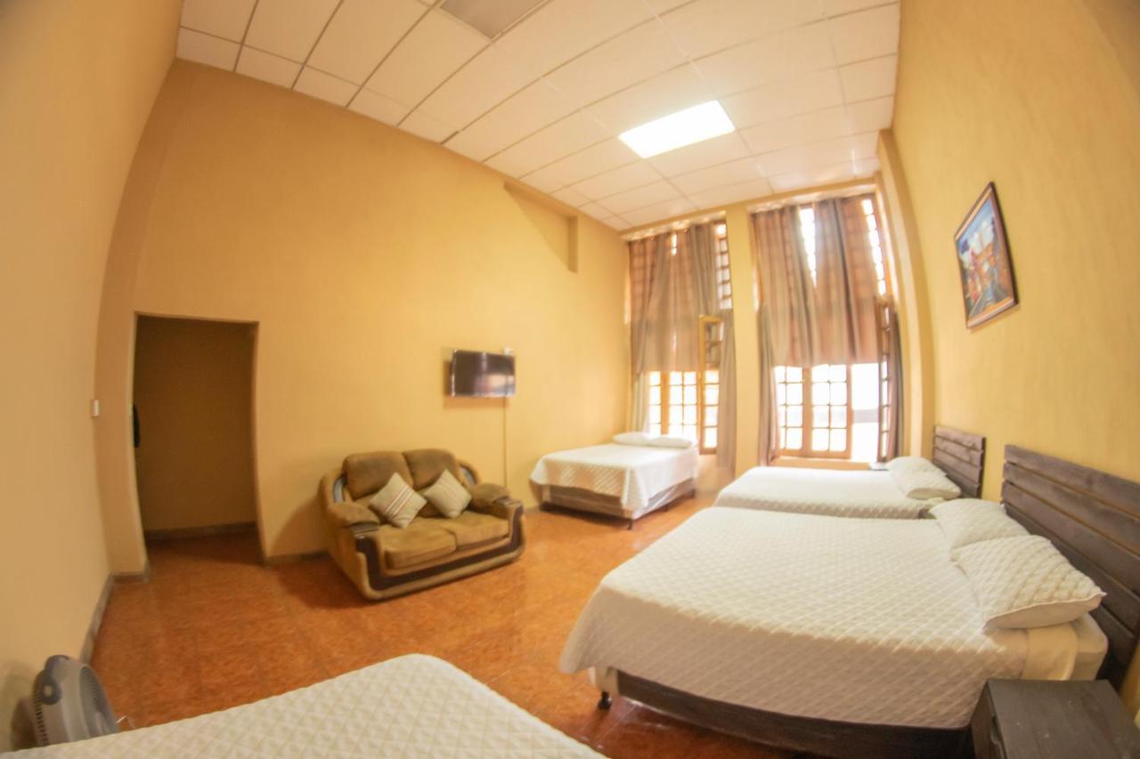 Euro Hostal Guatemala City Exterior photo